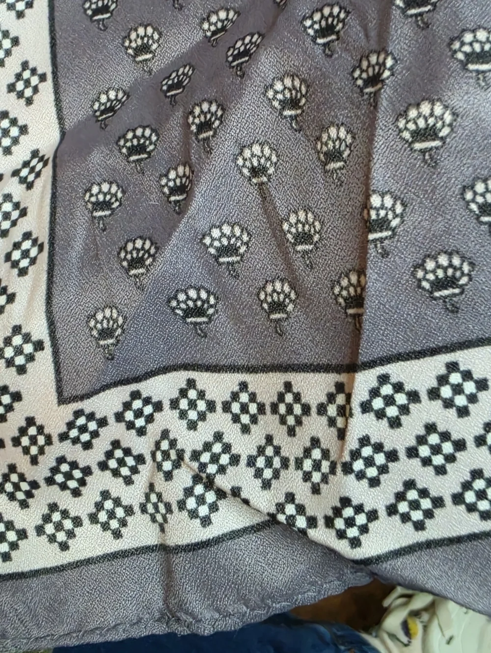 Vintage Japan Silky Geometric Print Scarf in Lavender and White